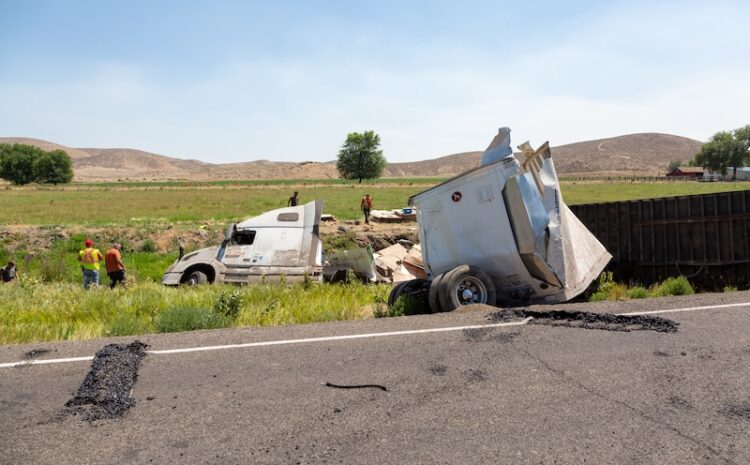  Factors Contributing to the High Number of Truck Accidents